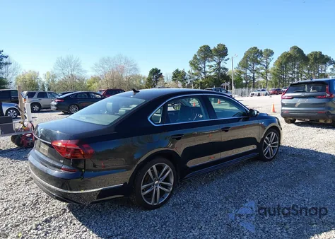 2017 Volkswagen Passat 1.8T R-Line z USA, uszkodzony, nr VIN 1VWDT7A37HC080379